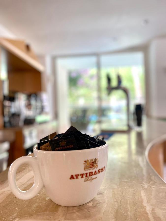 Hotel Aiglon Ρίμινι Εξωτερικό φωτογραφία