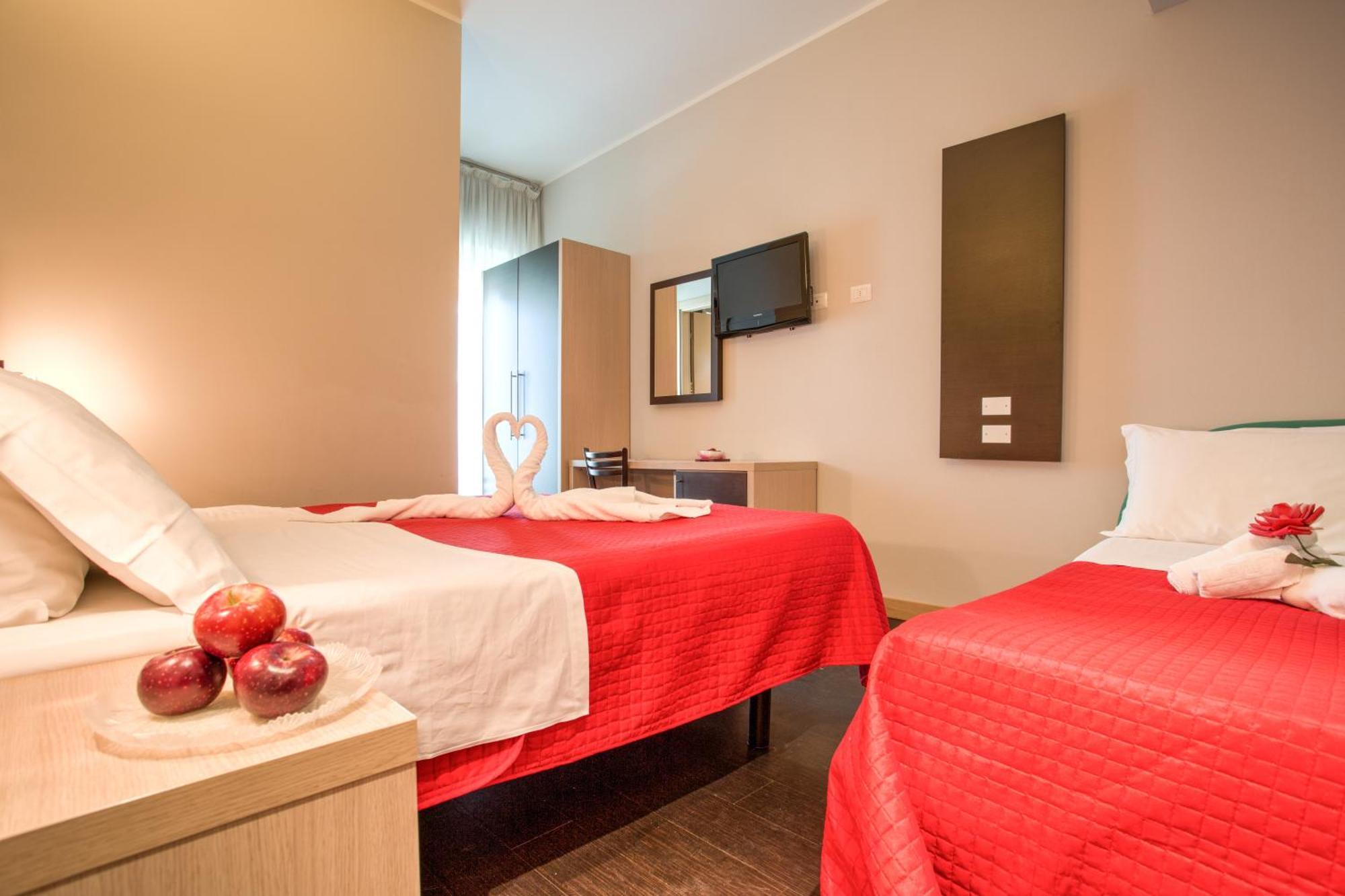 Hotel Aiglon Ρίμινι Εξωτερικό φωτογραφία
